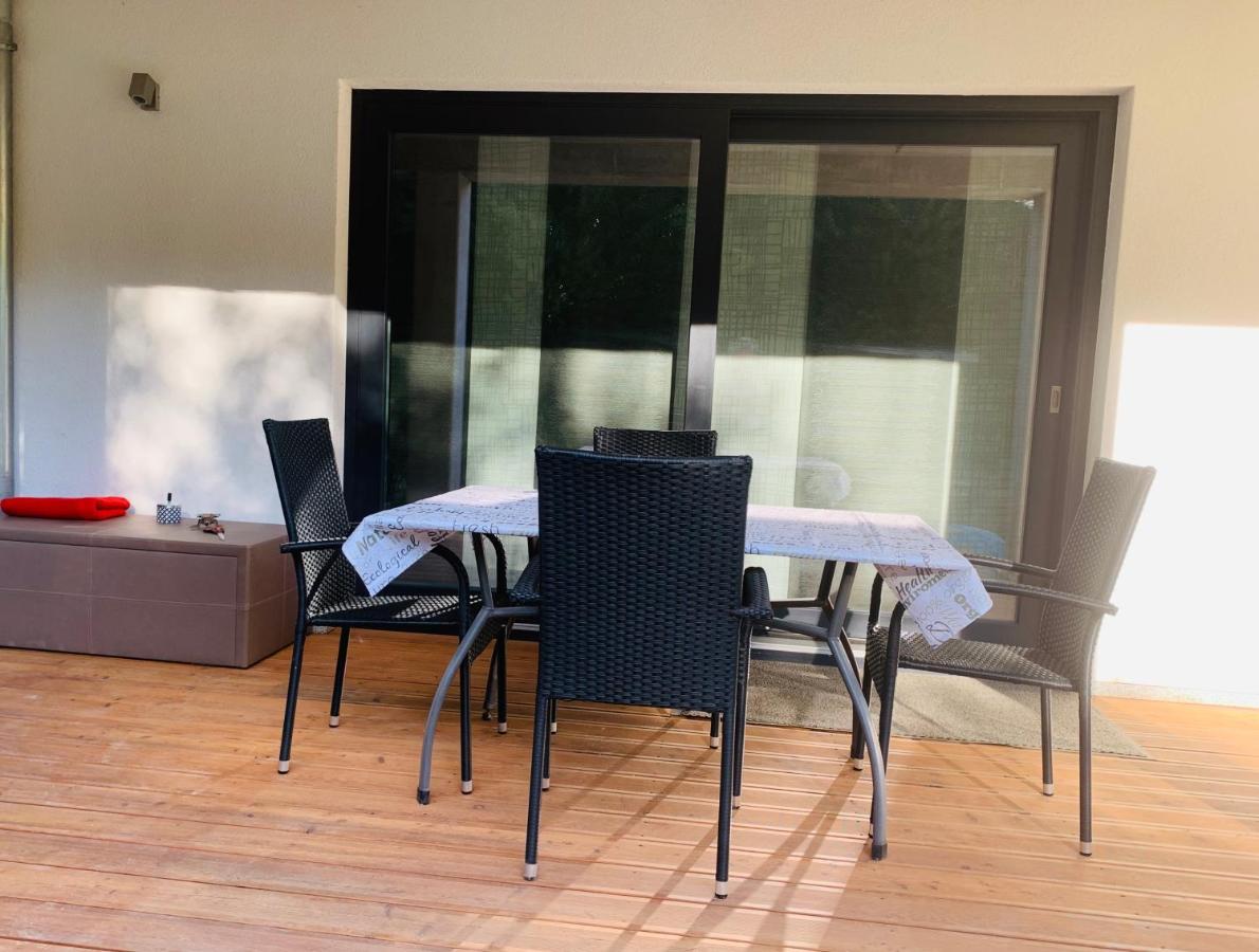 Firmen & Ferienwohnung Brecht 1 Waibstadt Dış mekan fotoğraf